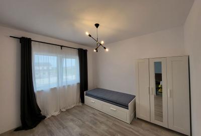 Casă cu 3 camere cu Teren 300 Mp în Moșnița Nouă - 1