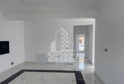 Casă cu 4 camere cu Teren 250 Mp în Moșnița Nouă