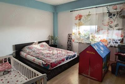 Apartament cu 3 camere decomandat în Paleu - 7