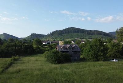 Teren 10304 mp cu casa locuibila! In Bucovina, Zona M... - 1
