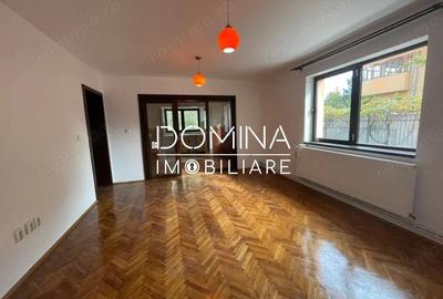 Casă cu 5 camere cu Teren 385 Mp în Central - 1