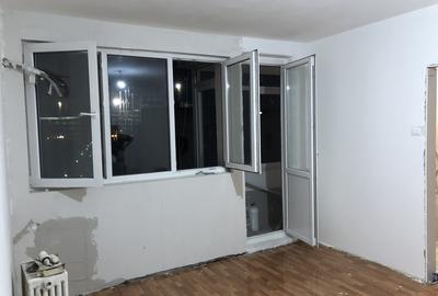 Apartament cu 2 camere semidecomandat în 1 Mai - 2