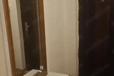 Garsonieră semidecomandată în Central - 1