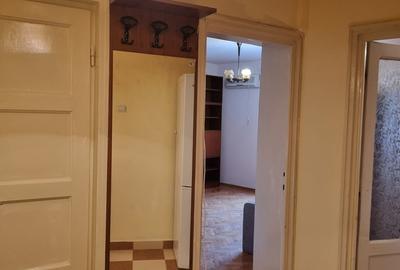 Piata Romana- rond - 3