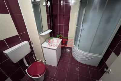 Apartament cu 3 camere semidecomandat în Central - 12