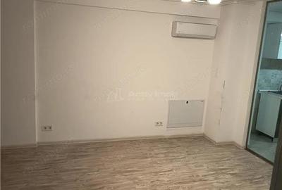 Apartament cu 2 camere decomandat în Nerva Traian - 7