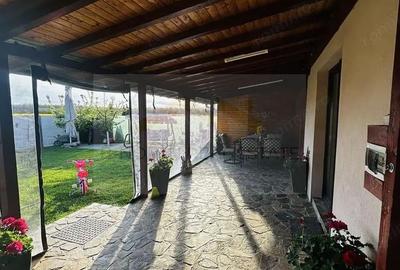 Casă cu 4 camere cu Canalizare în Dragomirești-Deal - 6