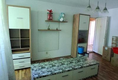 Apartament cu 2 camere decomandat în Drumul Taberei - 4