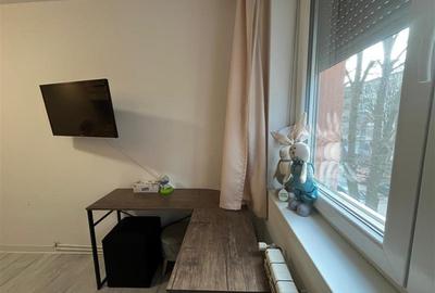 Apartament cu 3 camere semidecomandat în Central - 31