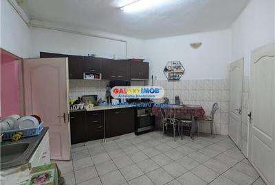 Calea Calarasilor,tot etaj 1/ 1, suprafata 200 mp,garaj,curte - 7