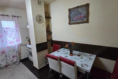 Apartament cu 3 camere decomandat în Alfa - 9