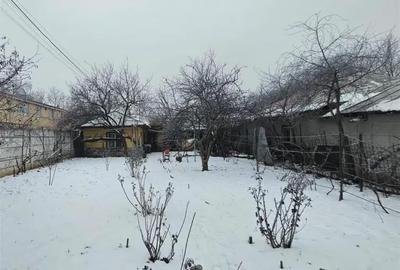 Casă cu 3 camere cu Canalizare în Central - 2