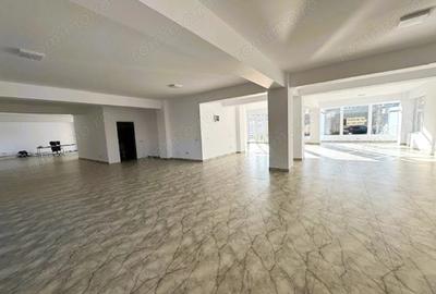 Spațiu comercial, de 180 mp, în Central - 6