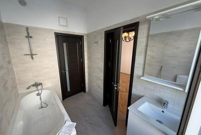 Apartament cu 3 camere semidecomandat în Armeneasca - 10