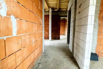 Casă individuală cu 4 camere cu Canalizare în Paleu - 6