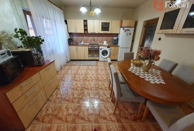 Oportunitate de investitie: 2 case total 8 camere si SAD - Freidorf - 49