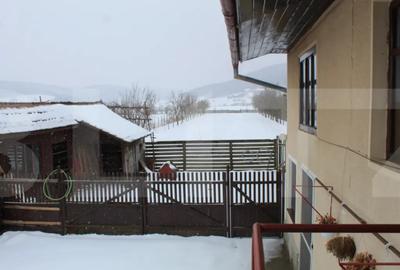 Casă cu 3 camere în Boroșneu Mic - 15