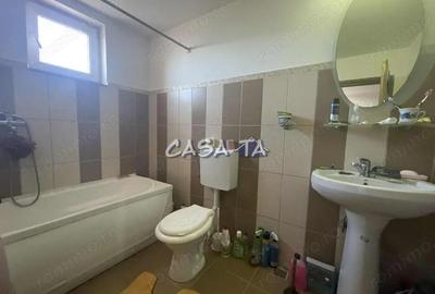 Casă cu 4 camere cu Canalizare în Primăverii - 3