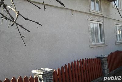 Casă cu 6 camere cu Teren 250 Mp în Capu Câmpului - 3