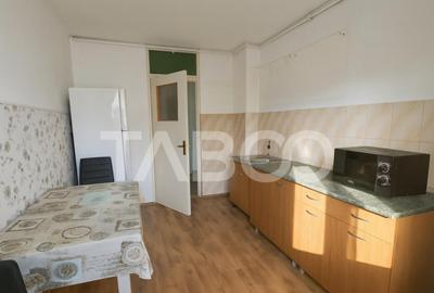 Apartament cu 3 camere decomandat, mobilat în Ștrand - 10