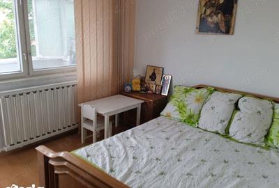 Apartament cu 2 camere decomandat în Democrației - 4