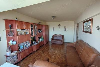 Apartament cu 2 camere decomandat în Central - 3
