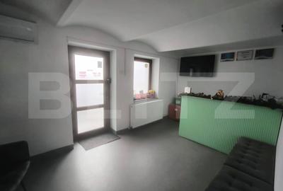 Spațiu comercial, de 62 mp, în Bariera Vâlcii - 2