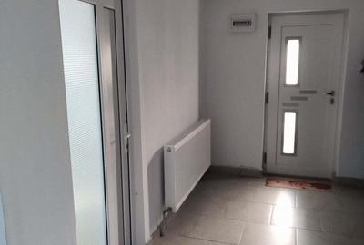 Casă cu 3 camere în Central - 8