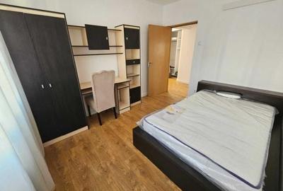 Apartament 3 camere decomandat Bd. Independentei - 7