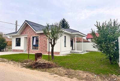 Casa - 4 camere - Canalizare/Apa - Asfalt - Gaze/Curent - Darza Crevedia - 5