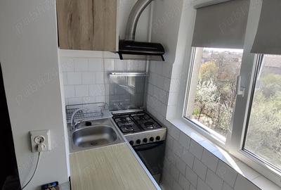 Apartament cu 2 camere decomandat în Girocului - 2