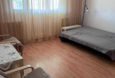 Apartament cu 2 camere semidecomandat, mobilat în Micro 11 - 2