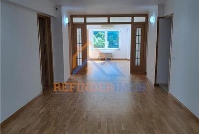 Apartament cu 4 camere semidecomandat în Unirii - 6