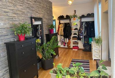 Casă individuală cu 4 camere cu Canalizare în Central - 9