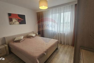 Apartament cu 3 camere decomandat, mobilat în Tractorul - 5