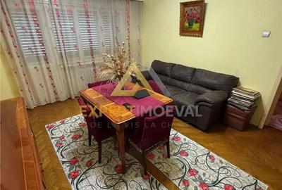 Apartament cu 4 camere decomandat în Central - 14