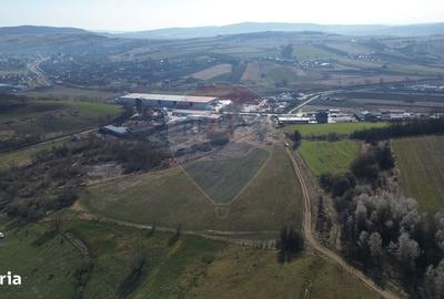 Teren de 21547 mp, în Central