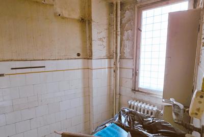 Caderea Bastiliei, apt. 2 camere, etaj 1, balcon,50mp, pe lista de U 3 - 28