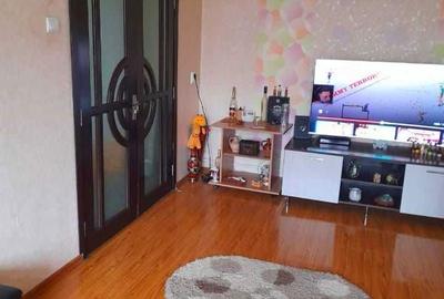 Apartament cu 3 camere semidecomandat în Petros - 2