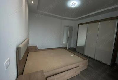 Apartament cu 3 camere decomandat în Regie