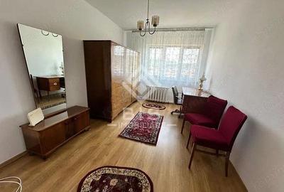 Apartament de inchiriat 4 Camere - Bloc Lama - 4