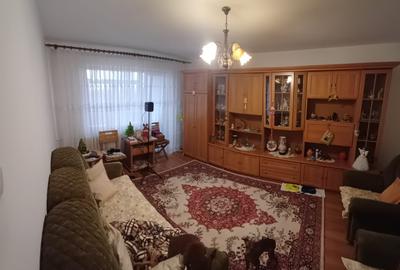 Doraly- apartament 3 camere decomandat - 1