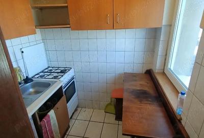 Garsonieră semidecomandată în Buziașului - 1