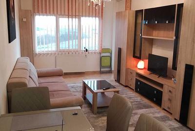 Apartament cu 2 camere decomandat în Central - 2