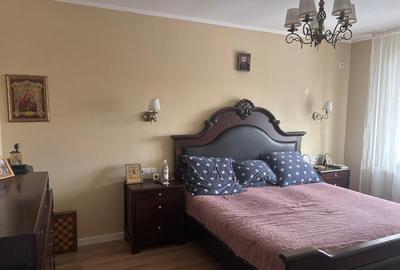 Casă cu 4 camere cu Teren 1000 Mp în Grădiștea - 1