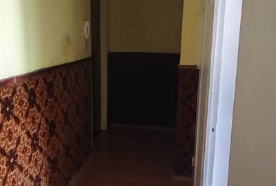 Apartament cu 2 camere semidecomandat în Micro 5 - 2