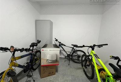 Apartament cu 2 camere decomandat, mobilat în Tractorul - 3