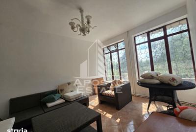 Casă cu 8 camere cu Teren 1140 Mp în Central - 12