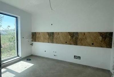 Casă cu 5 camere cu Teren 303 Mp în Central