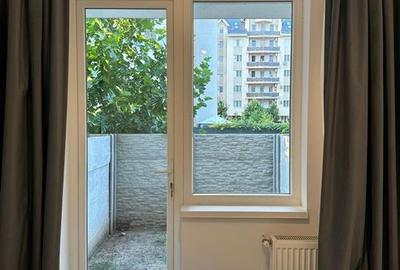 Chirie 450€/luna Garsoniera cu Gradina - 10 minute Metrou Berceni - 5